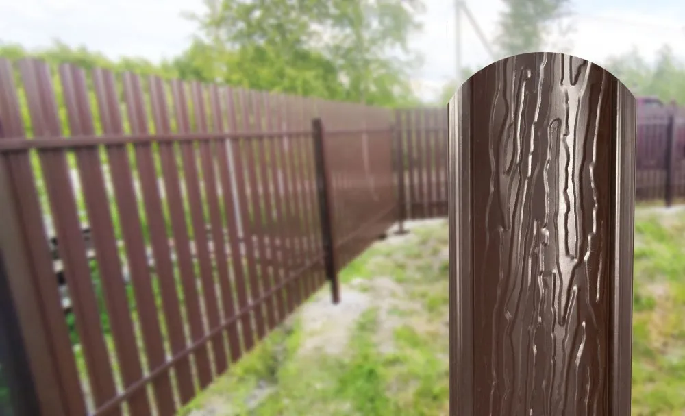 Евроштакетник с теснением RAL 8017