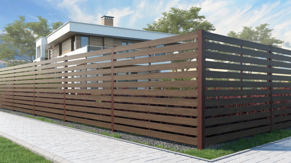 Забор из ДПК с горизонтальным расположением доски с зазором 4 см - высота 2 м