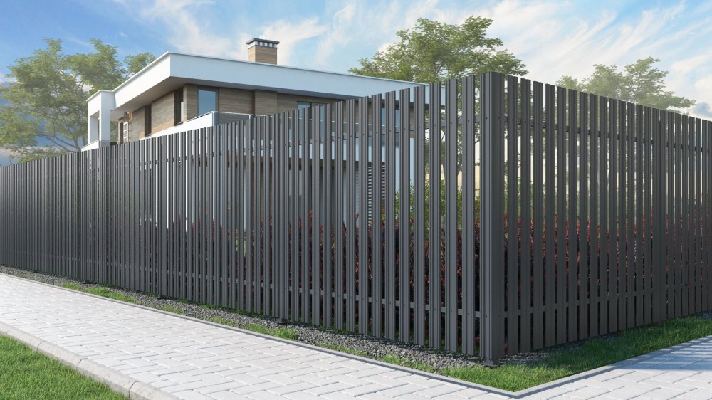 Забор из евроштакетника с шагом 2 см 