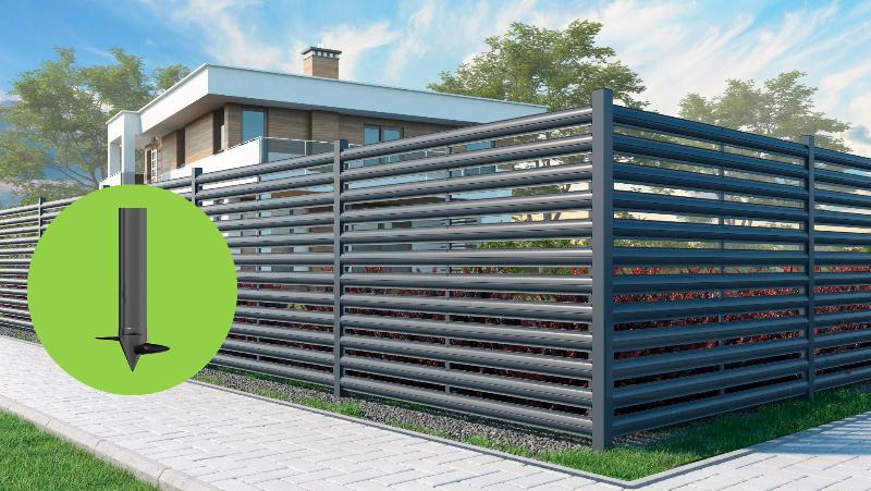 Забор из евроштакетника с зазором 4 см, высотой 2 метра с горизонтальным расположением штакетника